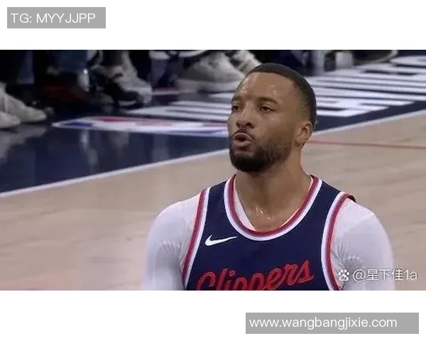 勇士与快船激战四月十九日季后赛精彩回顾与分析